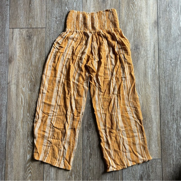 Flowy pants - Picture 2 of 4